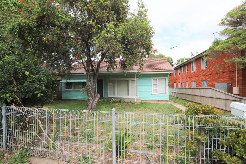 13 Ferguson Ave, Wiley Park, NSW 2195