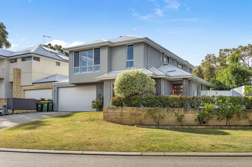 4 Bussell Rd, Wembley Downs, WA 6019
