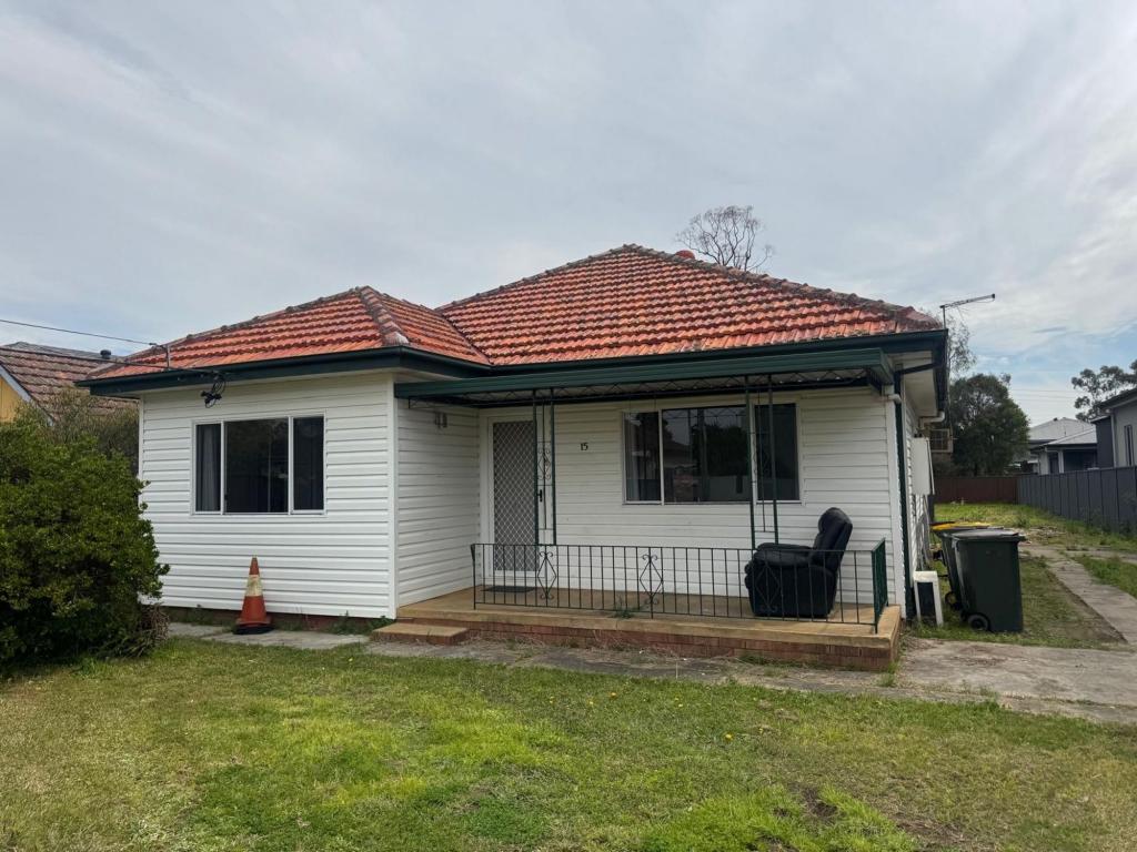 15 JOHNSTONE ST, GUILDFORD WEST, NSW 2161