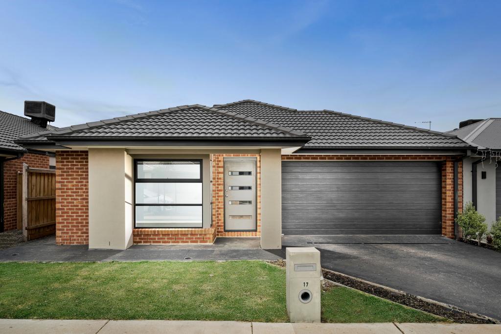 17 Fragrant Cres, Diggers Rest, VIC 3427