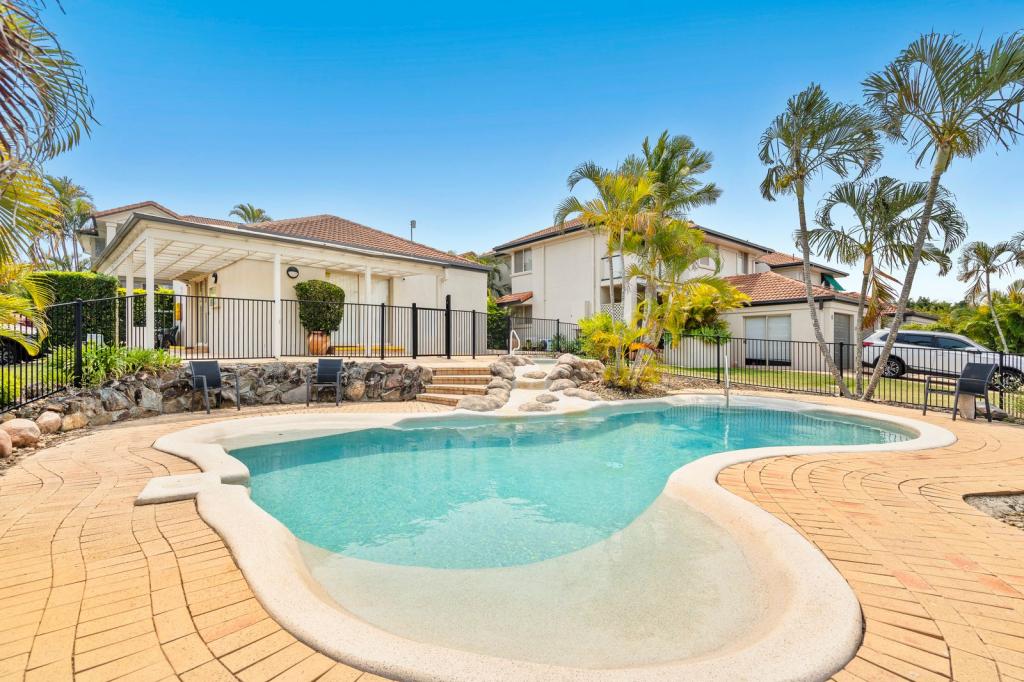 115/152 Palm Meadows Dr, Carrara, QLD 4211