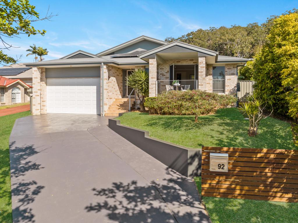 92 Coolawin Cir, Narara, NSW 2250