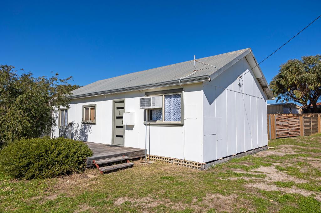 2 Read St, Green Head, WA 6514