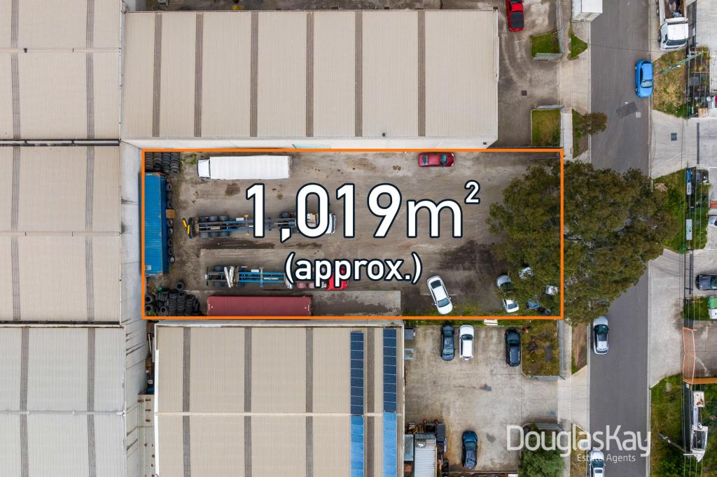 12 FIRST AVE, SUNSHINE, VIC 3020