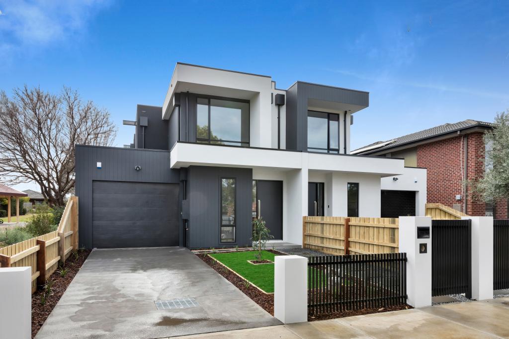 15A KERSHAW ST, BENTLEIGH EAST, VIC 3165