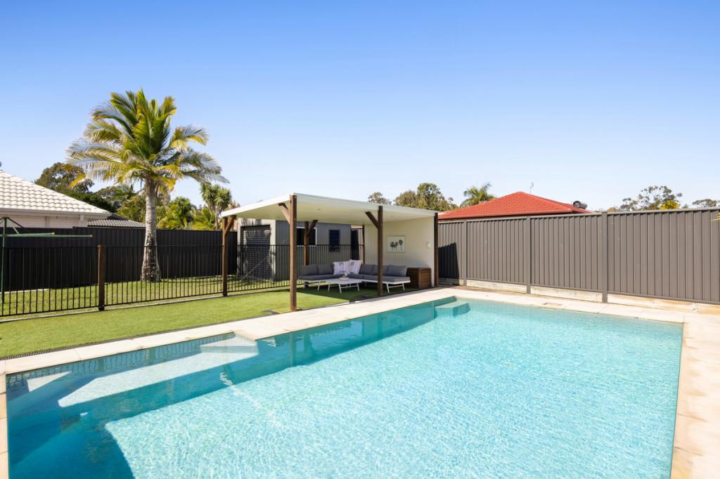 11 Hanwell Ct, Little Mountain, QLD 4551