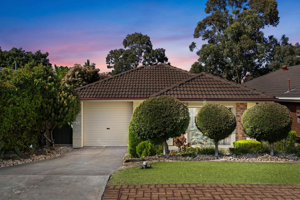 6 Cher Ct, Aberfoyle Park, SA 5159