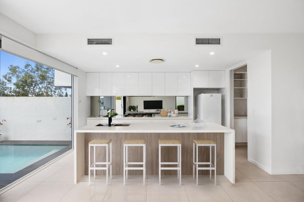 50 Reflection Cres, Birtinya, QLD 4575
