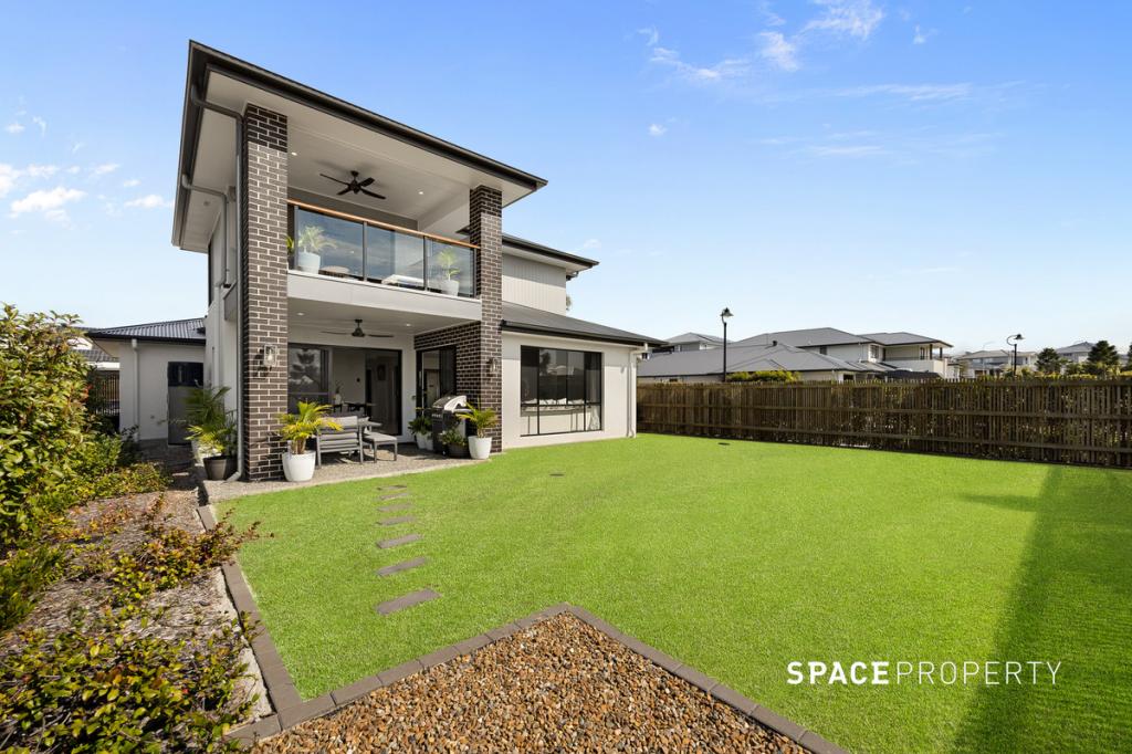 12 TUSCAN CCT, GREENBANK, QLD 4124