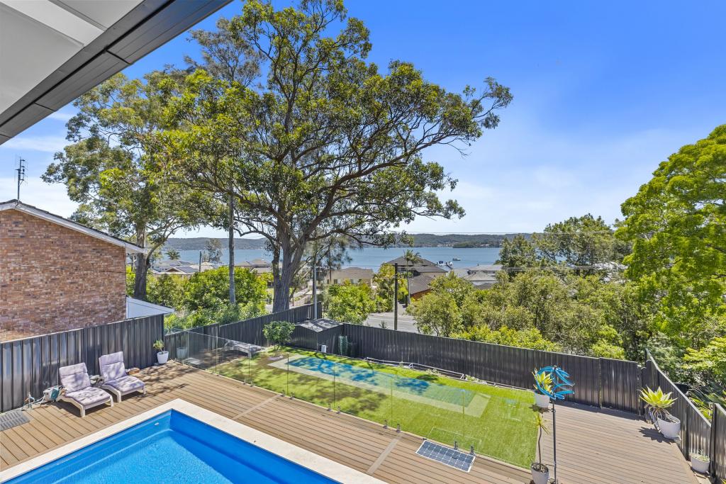 258 Avoca Dr, Green Point, NSW 2251
