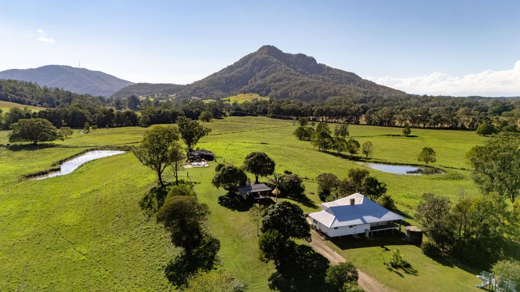 10 Holey Flat Lane, Moorland, NSW 2443