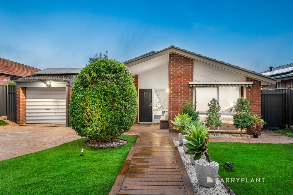 73 Veronica Cres, Mill Park, VIC 3082