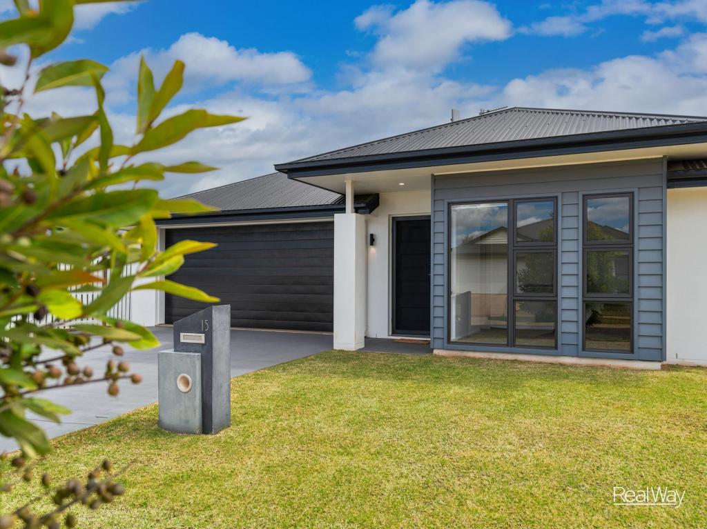 15 Mcaulay Ave, Highfields, QLD 4352