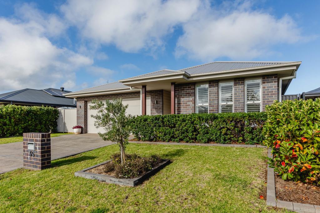 35 BRADFORD CCT, DUBBO, NSW 2830