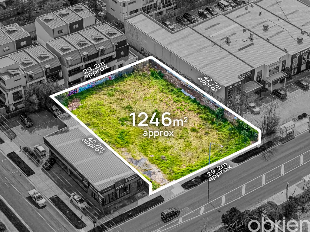 70 DANDENONG RD E, FRANKSTON, VIC 3199