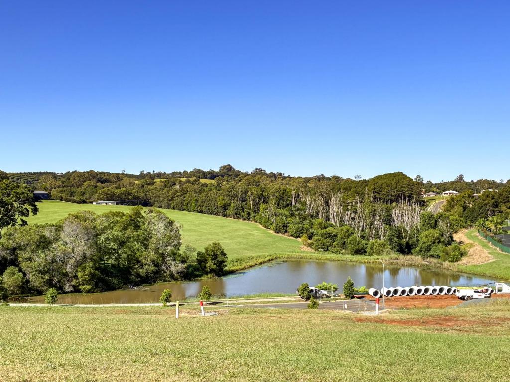 22 SCHURR DR, GOONELLABAH, NSW 2480