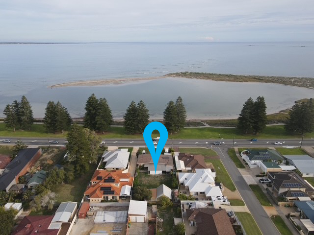 270 SAFETY BAY RD, SAFETY BAY, WA 6169