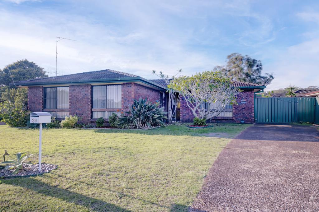 29 Kennewell Pde, Tuncurry, NSW 2428