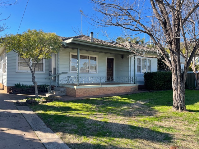 2 Sanderson St, Dubbo, NSW 2830