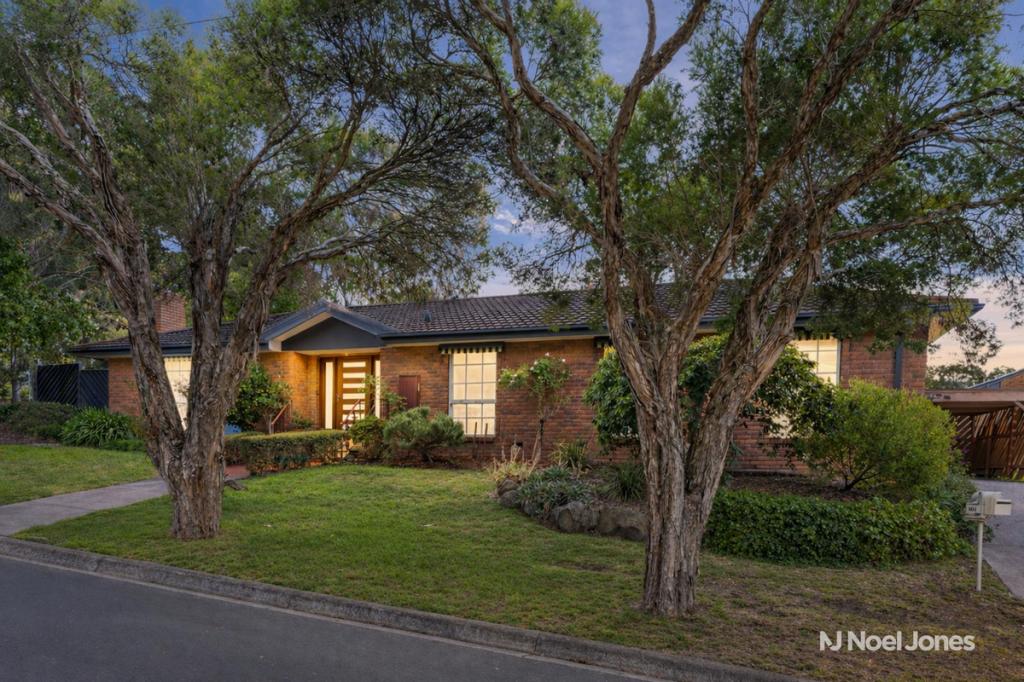 101 Plymouth Rd, Croydon Hills, VIC 3136