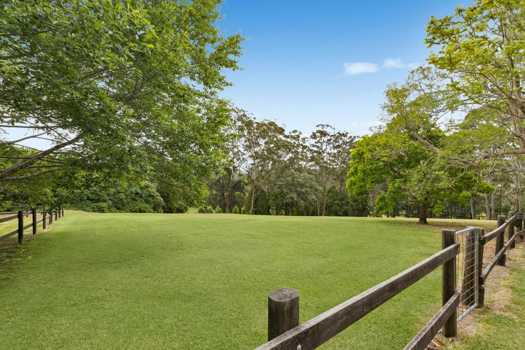 26 COLLINGWOOD DR, MATCHAM, NSW 2250