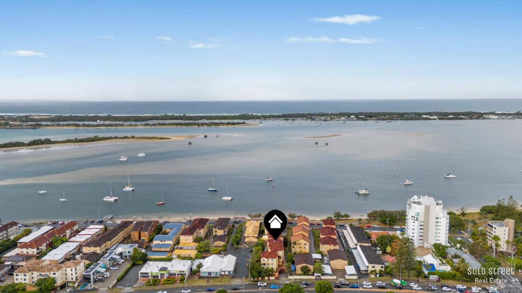 9/89 Frank St, Labrador, QLD 4215