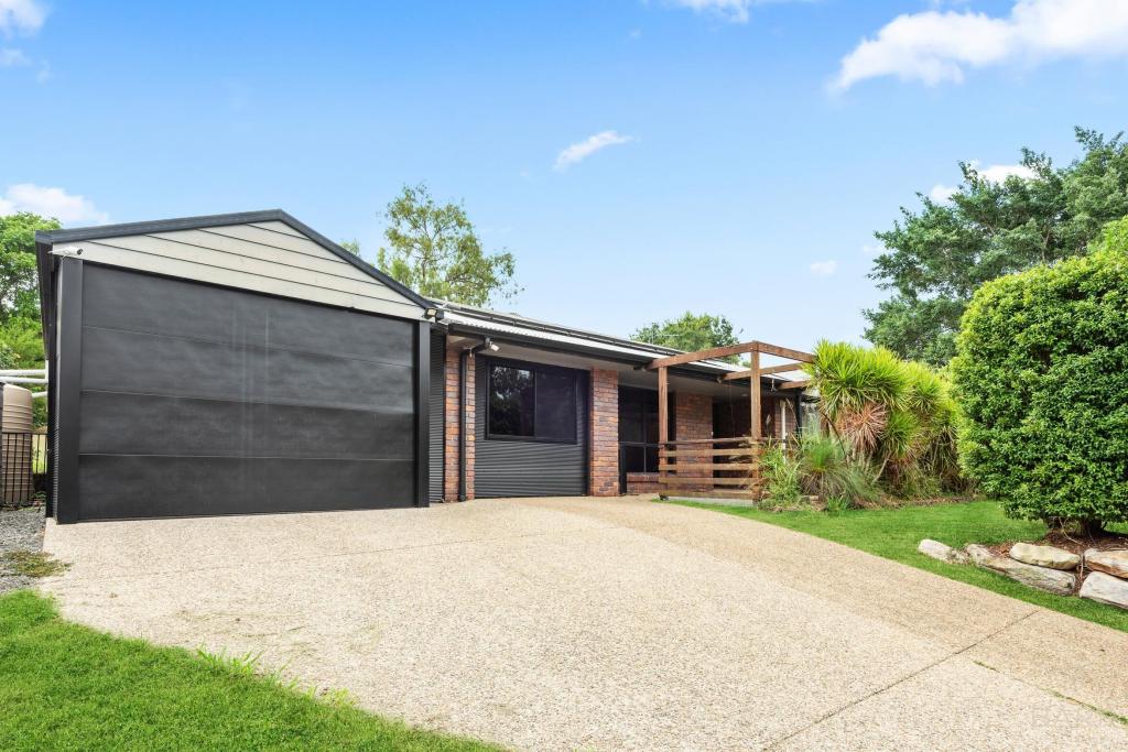 8 Bundoora Dr, Karana Downs, QLD 4306