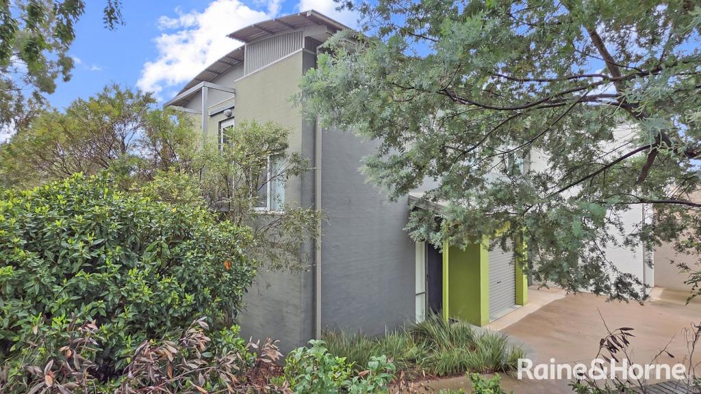 5/161 Uriarra Rd, Crestwood, NSW 2620