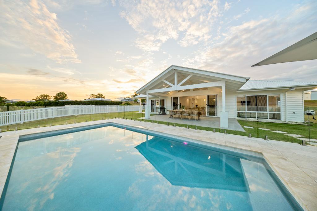 4 Applewood Pl, Pie Creek, QLD 4570