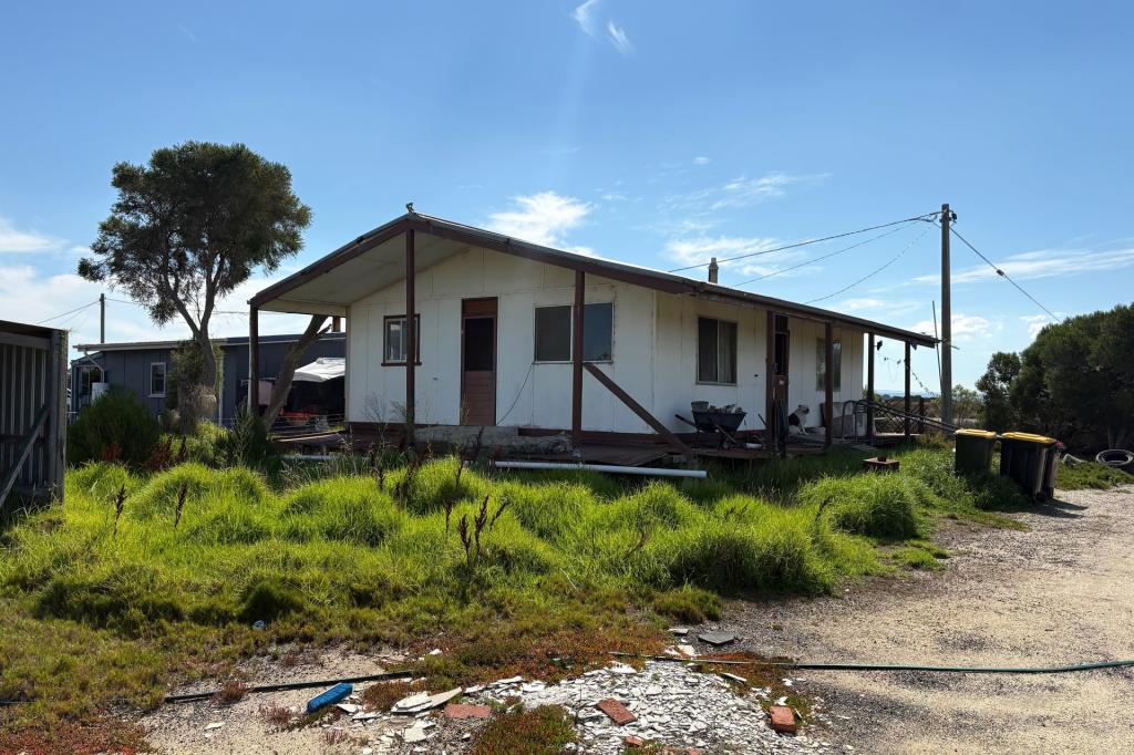 17 - 19 Manns Beach Rd, Manns Beach, VIC 3971