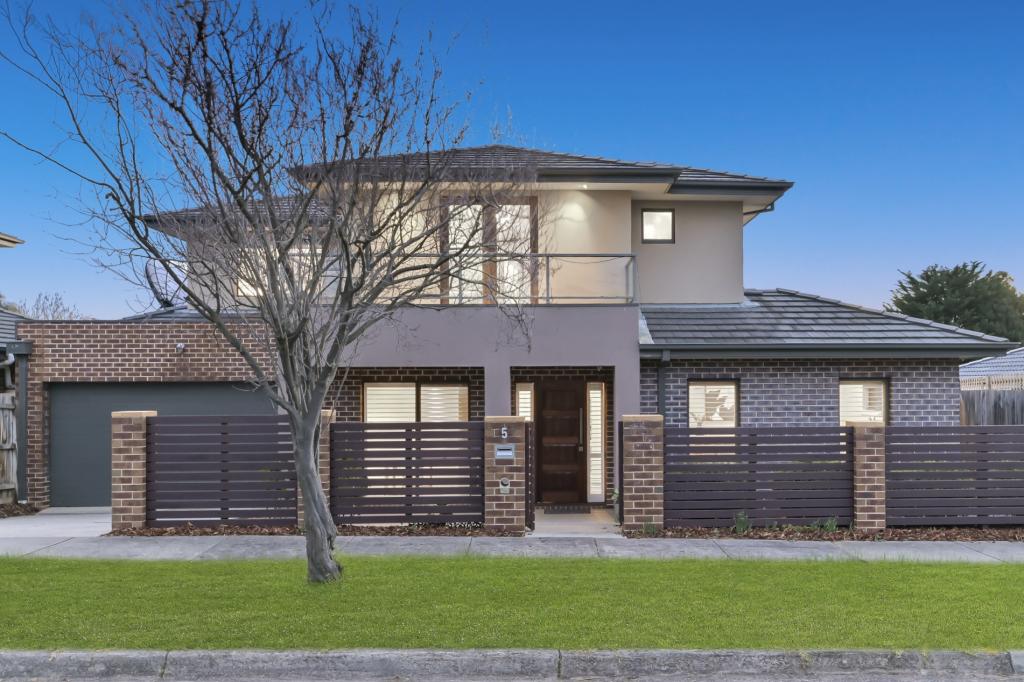 5 Leigh St, Mount Waverley, VIC 3149