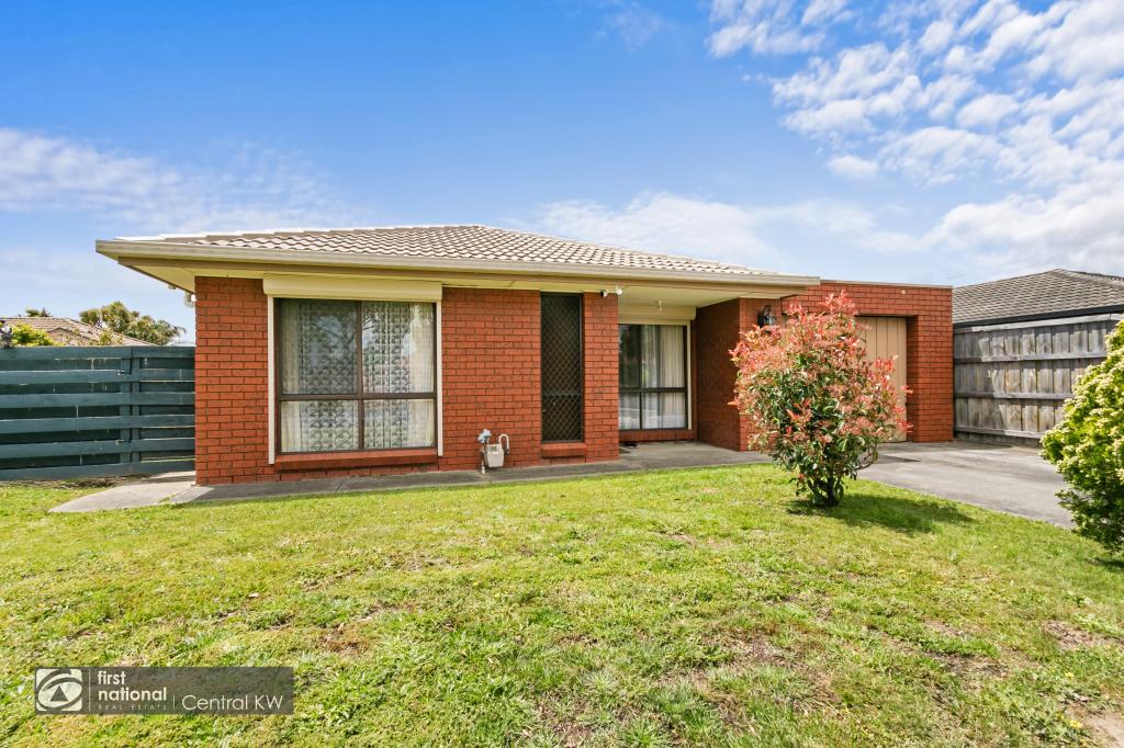 1/82 BRIDLE RD, MORWELL, VIC 3840