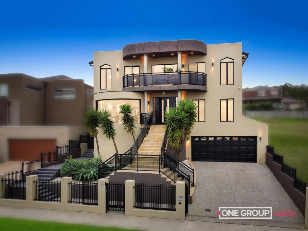 352 Gordons Rd, South Morang, VIC 3752