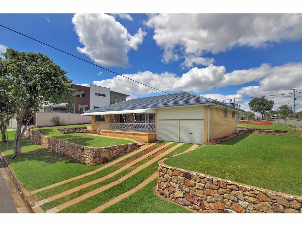 59 Bracken St, Moorooka, QLD 4105