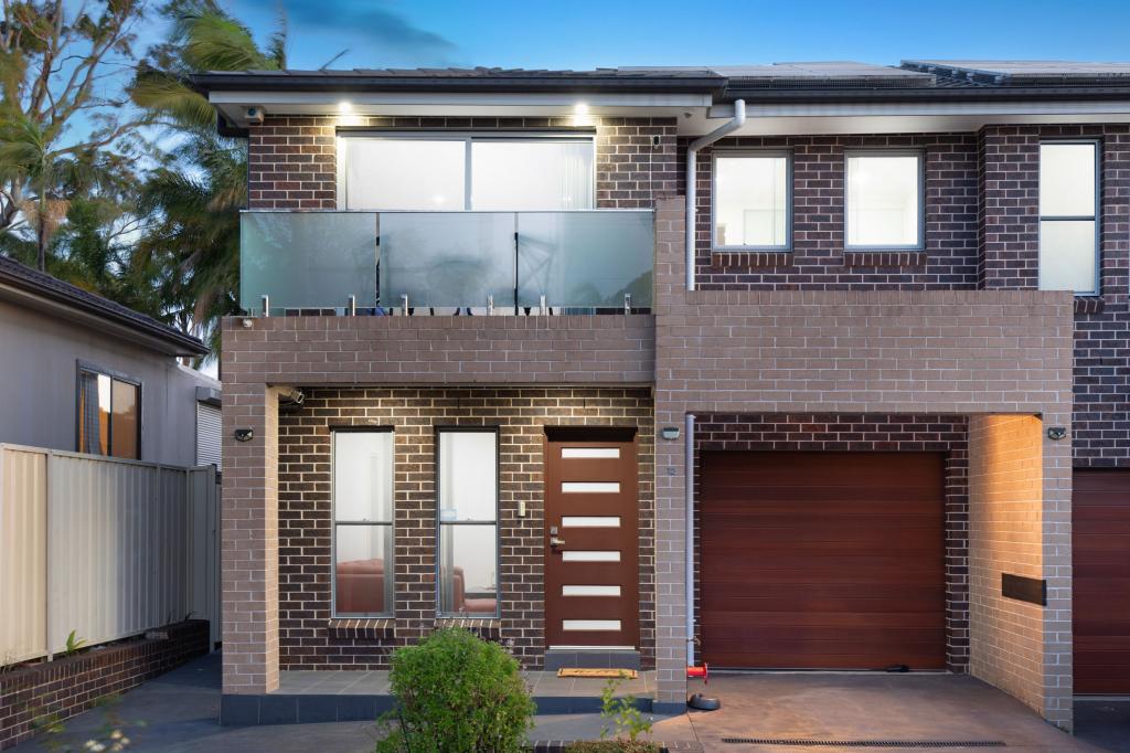 12 Second Ave, Toongabbie, NSW 2146