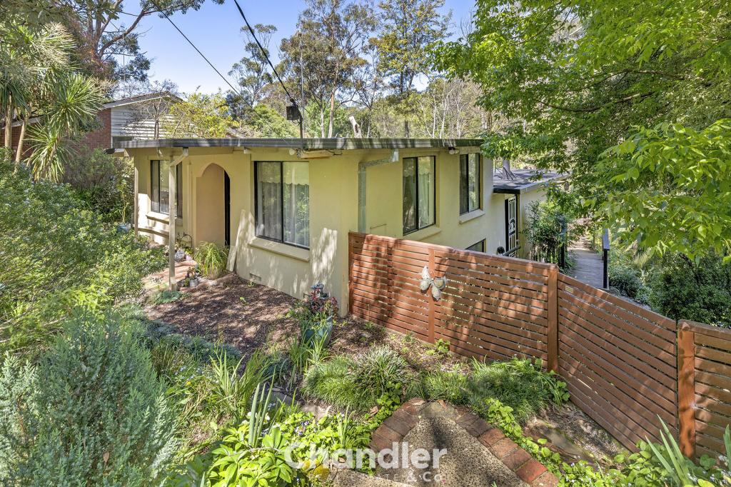 4 Leonard St, Upwey, VIC 3158