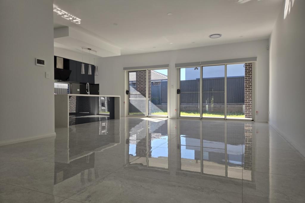 63 Lilywhite Cct, Oran Park, NSW 2570