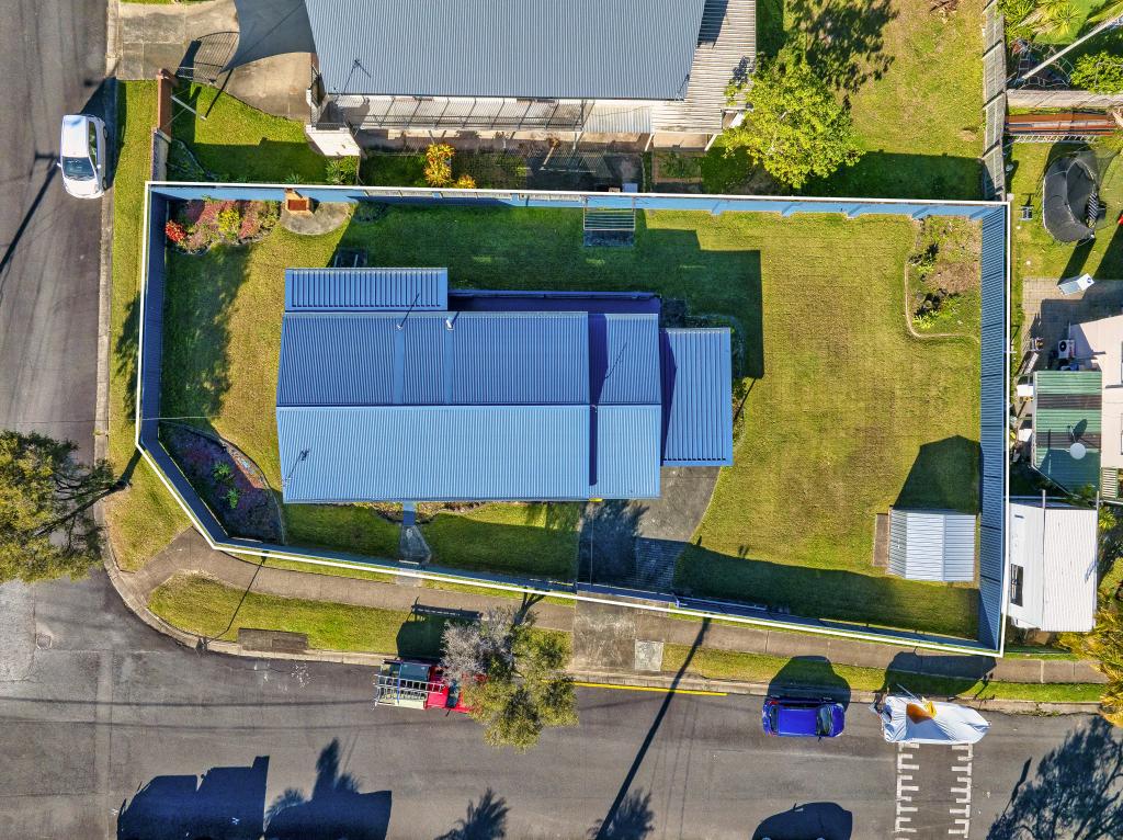 19 Hepworth St, Arundel, QLD 4214
