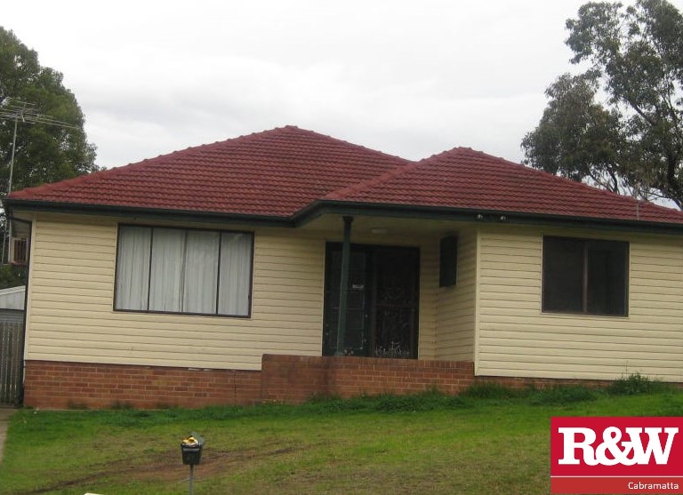 21 Hutchens Ave, Mount Pritchard, NSW 2170