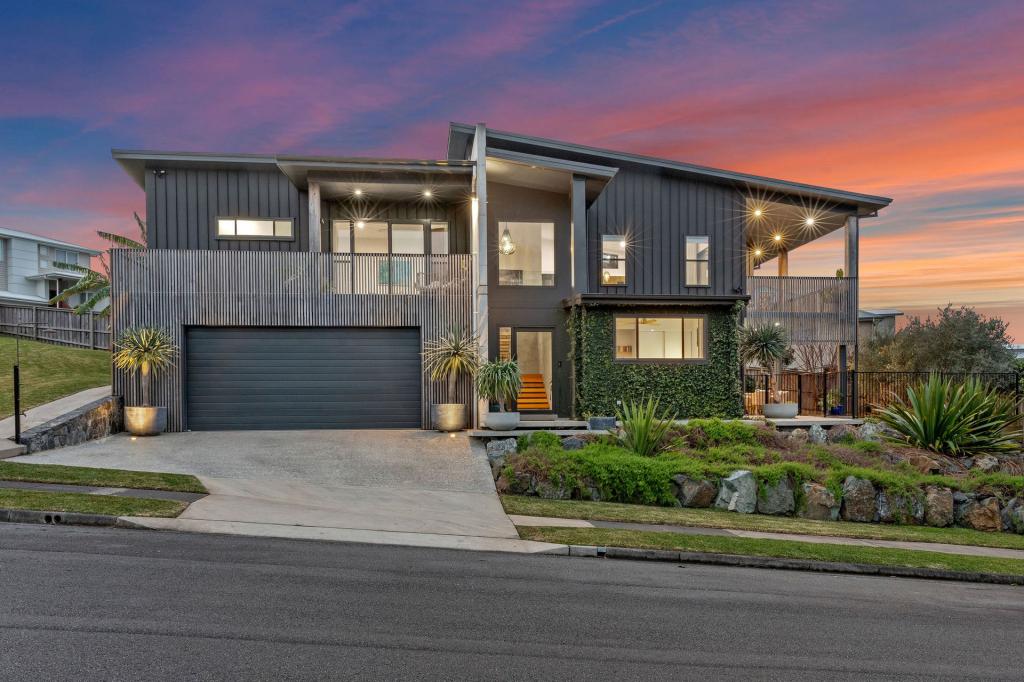 32 Torquay Cct, Red Head, NSW 2430