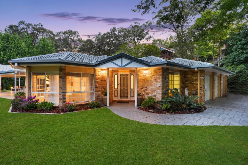 1 Cornwall Cl, Springwood, QLD 4127