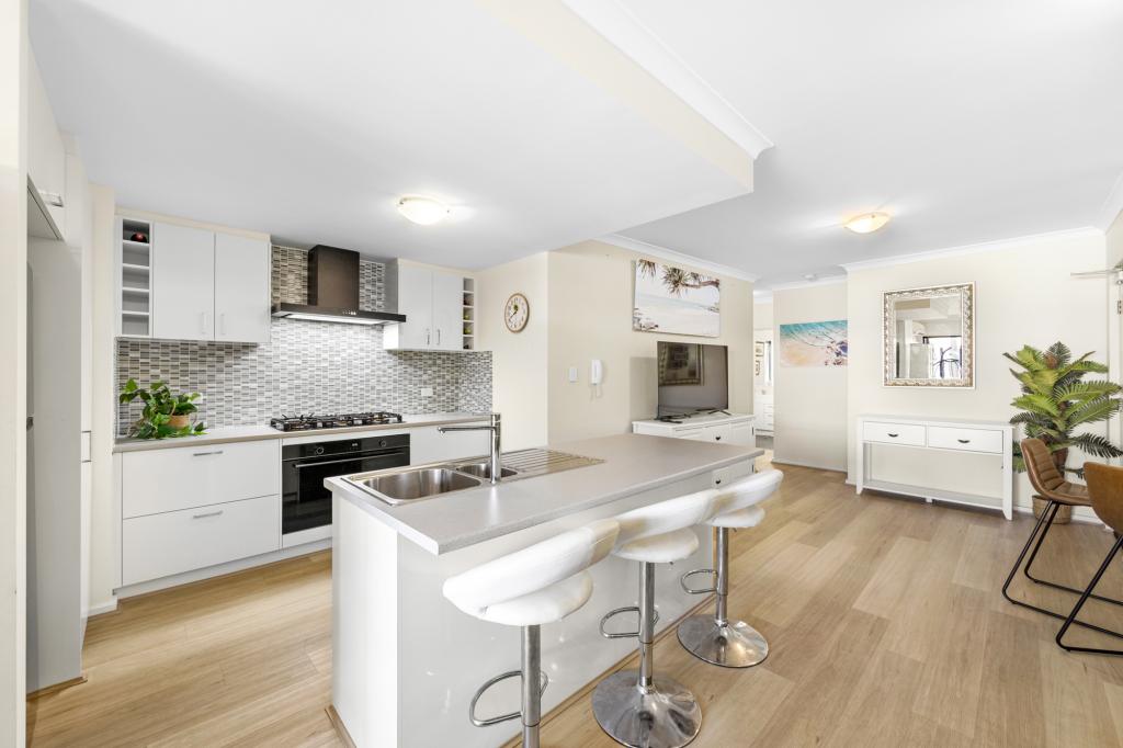 19/5 Eastleigh Loop, Currambine, WA 6028