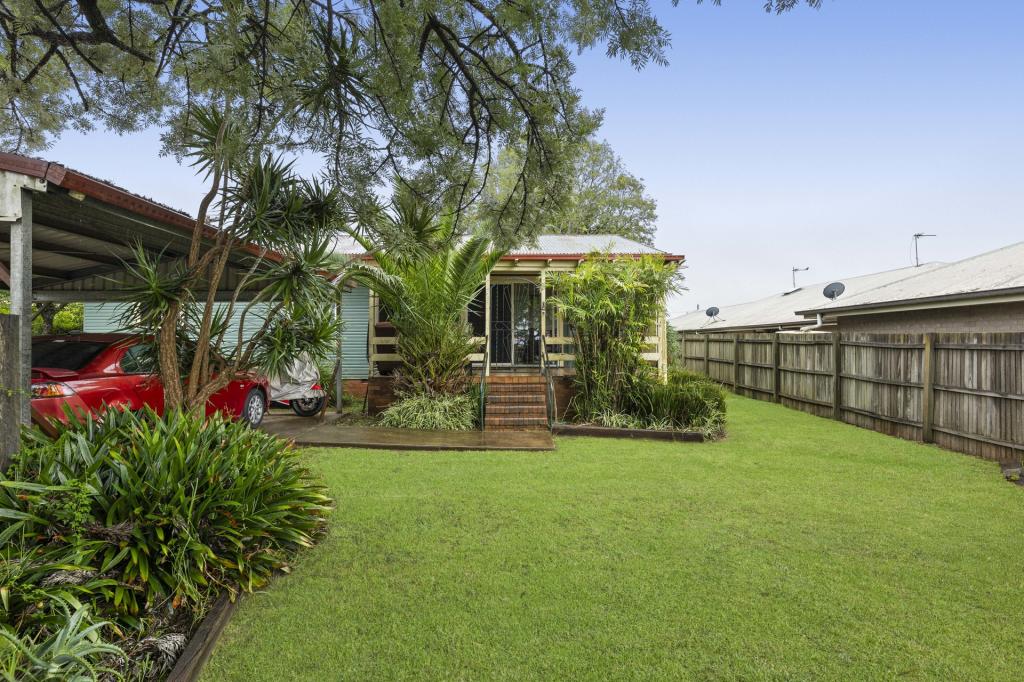 255 North St, Wilsonton Heights, QLD 4350