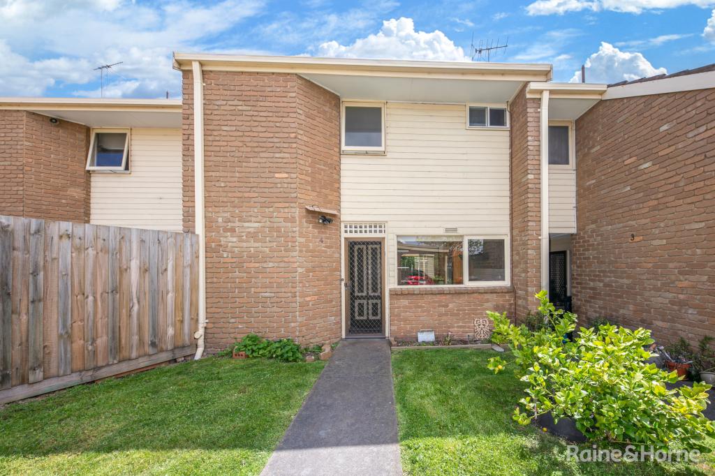 4/28-30 Darbyshire St, Sunbury, VIC 3429