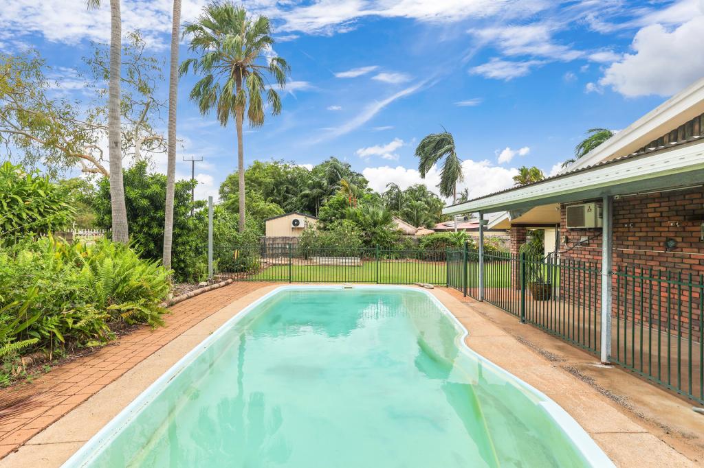 1 Lakes Cres, Marrara, NT 0812