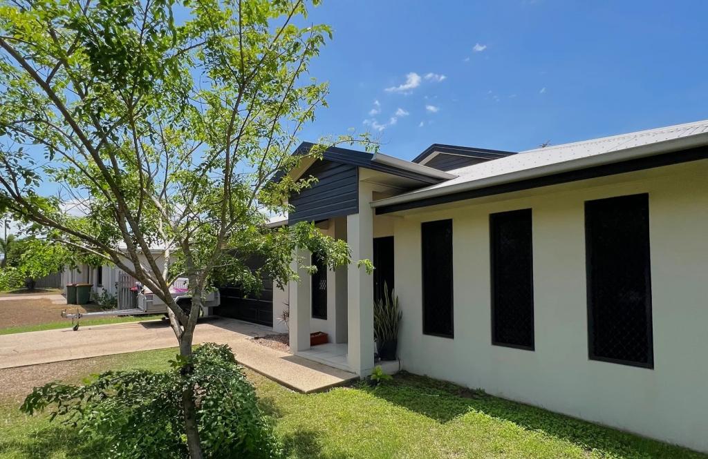 8 Kroymans Dr, Mount Louisa, QLD 4814