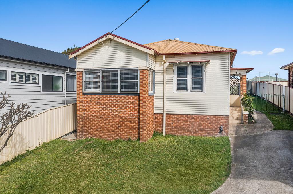 16 Second Ave N, Warrawong, NSW 2502