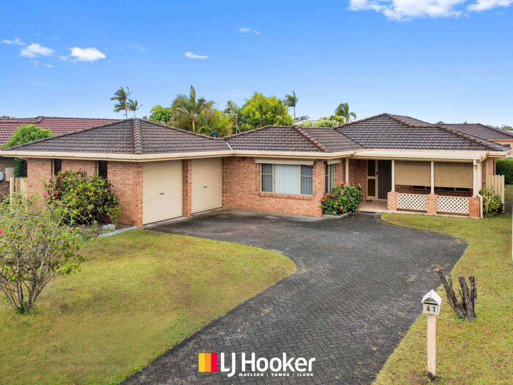 41 Acacia Cct, Yamba, NSW 2464