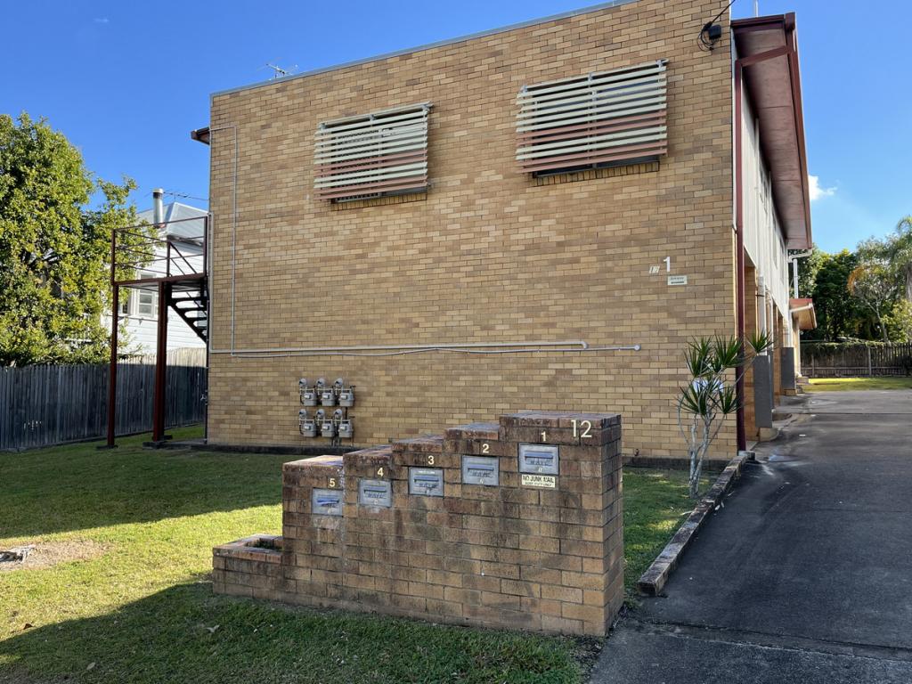 2/12 BOWER ST, ANNERLEY, QLD 4103