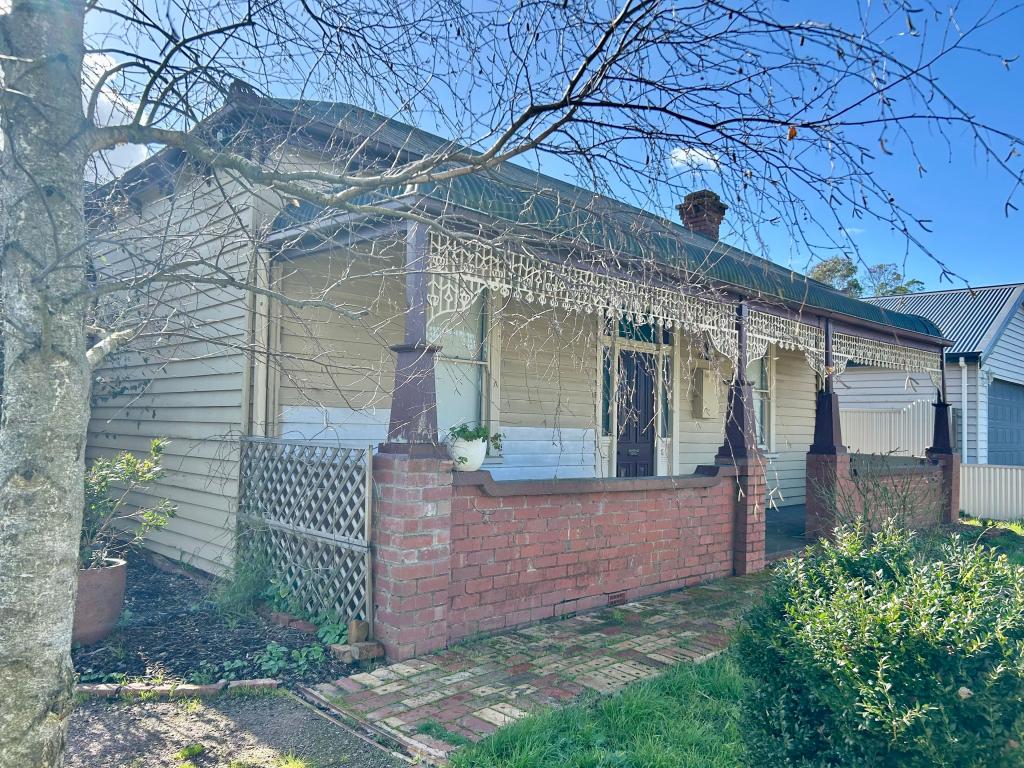 16 Dunlop St, Mortlake, VIC 3272